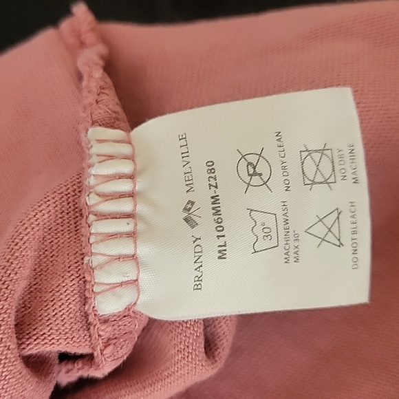 Brandy Melville butterfly crop top - Picture 4 of 5